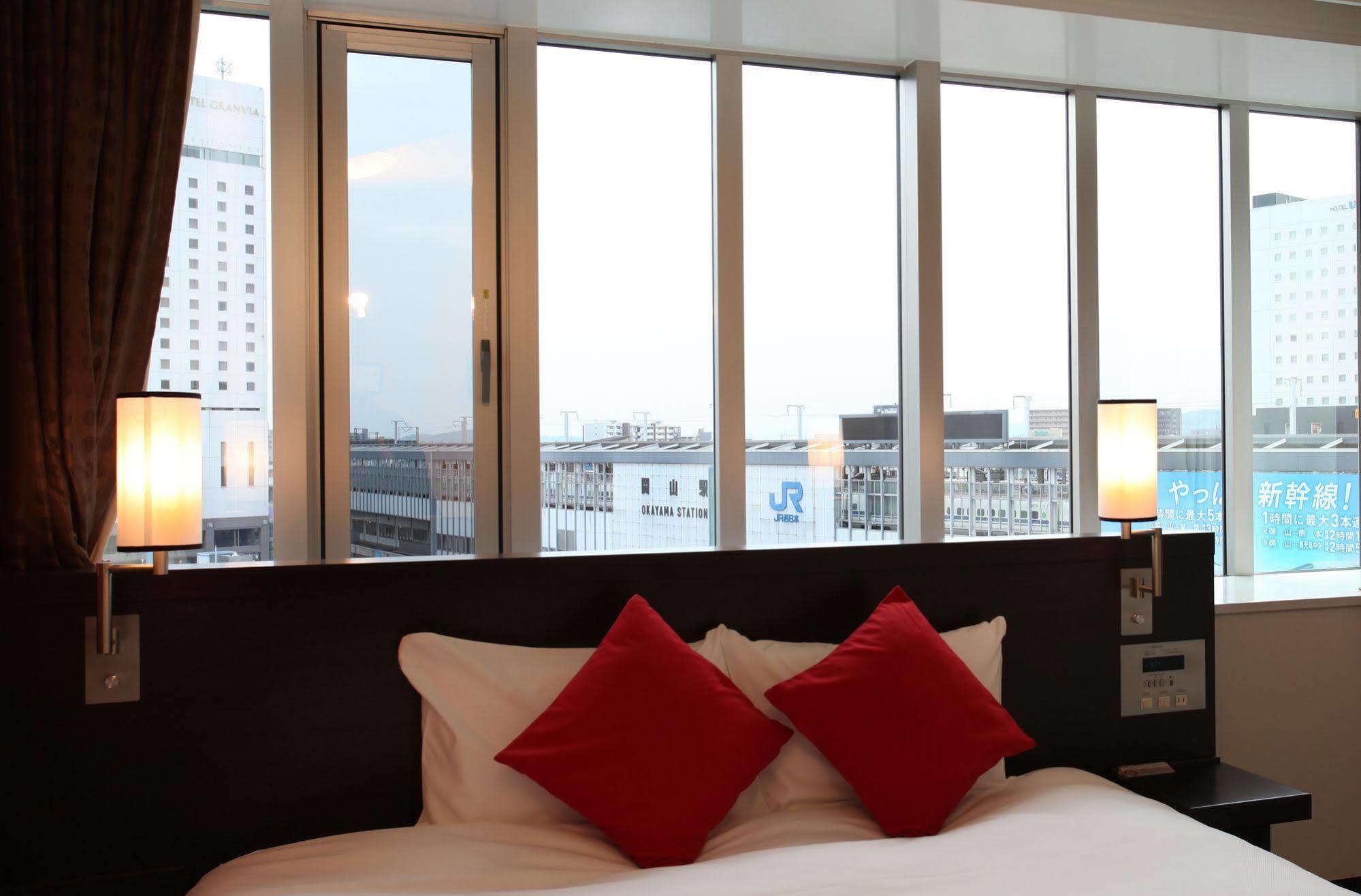 Daiwa Roynet Hotel Okayama Ekimae Exteriör bild